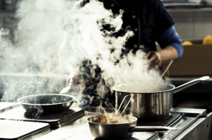 How Dirty Restaurant Hoods Affect Kitchen Efficiency